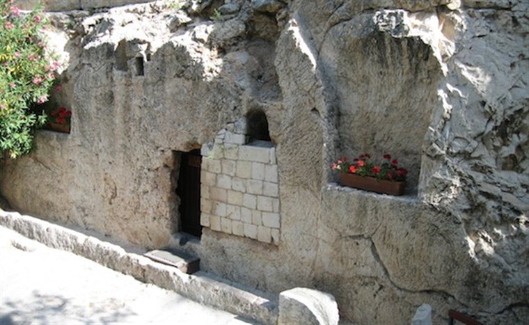 arden tomb stiles The Garden Tomb—Contemplating the Resurrection of Jesus